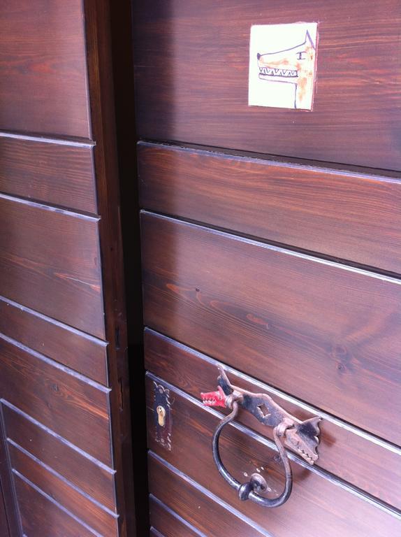 Il Lupo Rosso Acomodação com café da manhã Santu Lussurgiu Exterior foto